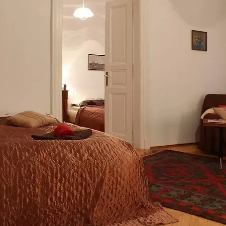 Melantrichova Apartment *