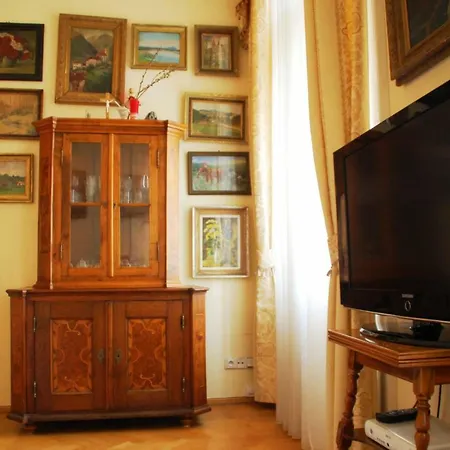 Melantrichova Apartment
