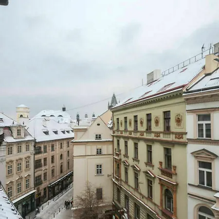 Melantrichova Apartman *